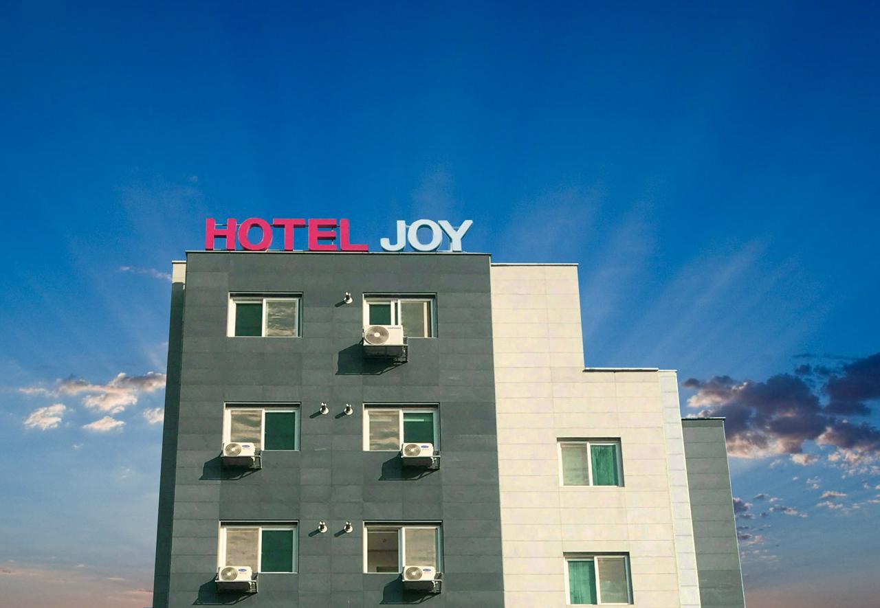 Joy Near Camp Humphres Hotel